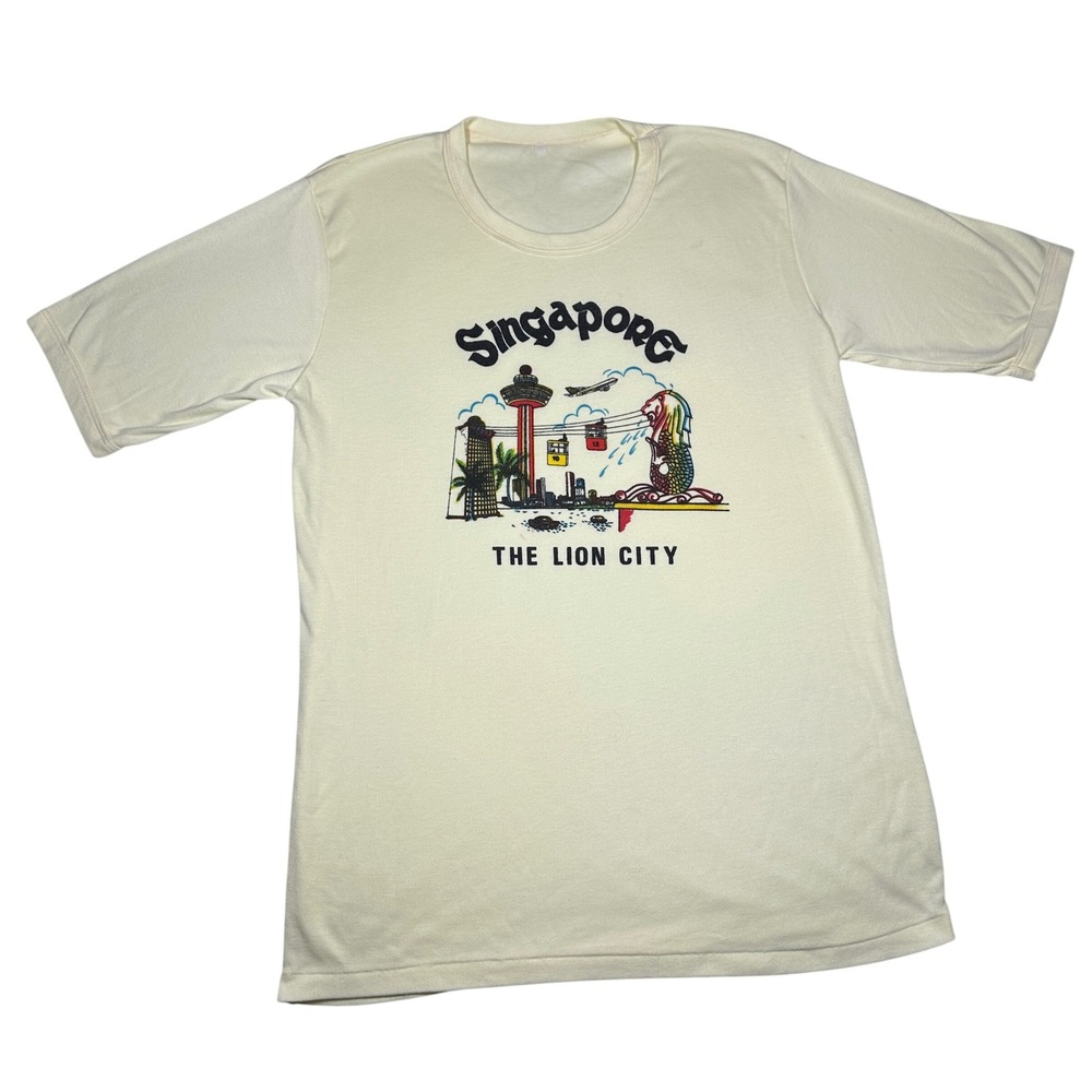 Vintage Singapore The Lion City Graphic T-Shirt Yellow Souvenir Travel Tee Small